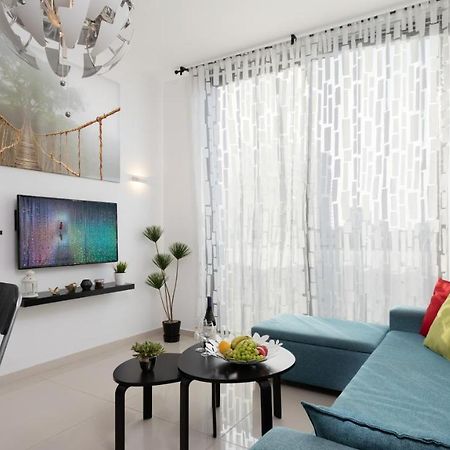 Stylish 1Br Flat For 4 Ppl In Allenby By Holyguest Tel Aviv Eksteriør bilde